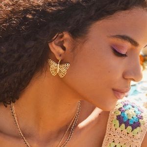 Kendra Scott Hadley (butterfly) Earrings in Gold